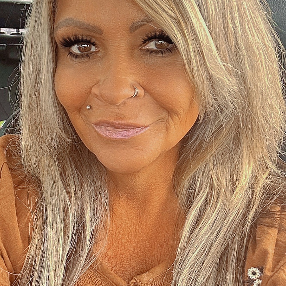 Meet your Posher, Theresa